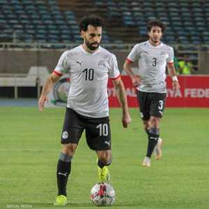 النجم المصري محمد صلاح لاعب ليفربول الإنجليزي