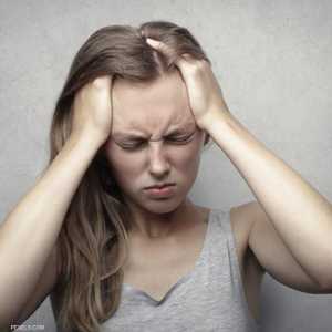 الصداع النصفي يعاني منه ملايين الناس في العالم