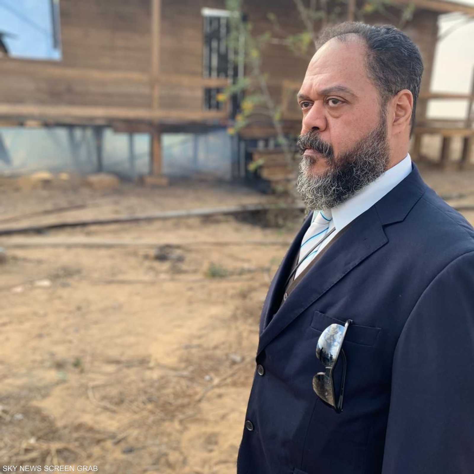 الفنان السعودي نزار السليماني