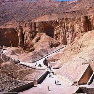 صدفة قادت إلى اكتشاف الكنوز الأثرية في الأقصر