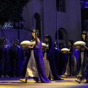 الأطباق البلورية كانت من أبرز مشاهد موكب المومياوات الملكية