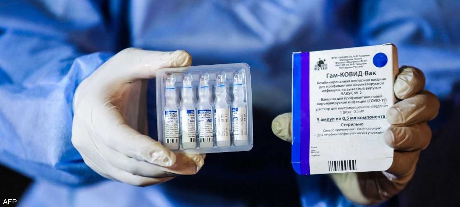 لقاحات كورونا بدأت تصل إلى مصر تباعا.