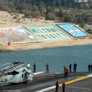 "القوة الضاربة" تعبر السويس