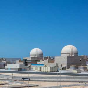 محطة براكة للطاقة النووية في الإمارات تبدأ التشغيل التجاري