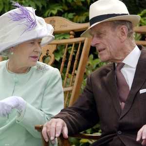 تزوج الأمير فيليب ملكة بريطانيا إليزابيث الثانية في 1947.