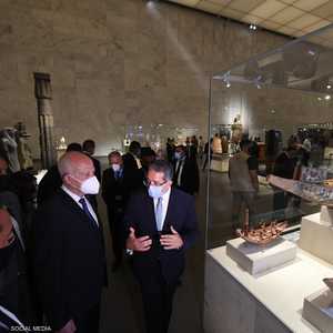 الرئيس التونسي يزور مواقع أثرية في القاهرة