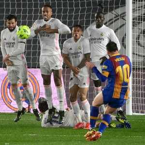 من لقاء برشلونة وريال مدريد في الكلاسيكو