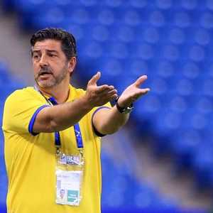 النصر يستغى عن مدربه روي فيتوريا