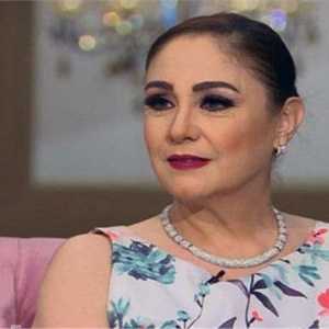 الفنانة شيرين