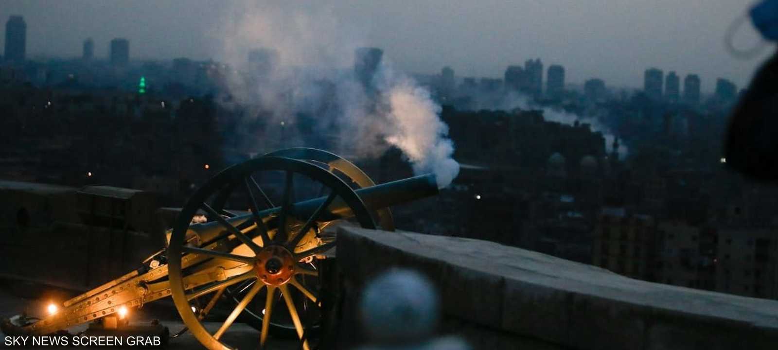 صورة لـ"مدفع رمضان" الشهير بالقلعة