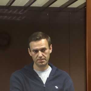 المعارض الروسي خلال محاكمته