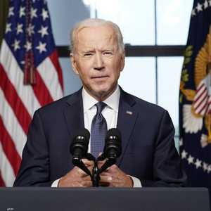 بايدن يلقي خطابه من داخل غرفة المعاهدات في البيت الأبيض