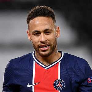 نجم باريس سان جيرمان البرازيلي نيمار