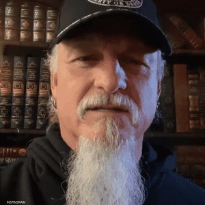 جون شيفر أحد مقتحمي مبنى الكابيتول