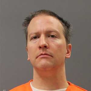 الشرطي ديريك شوفين قاتل الأميركي من أصول إفريقية جورج فلويد