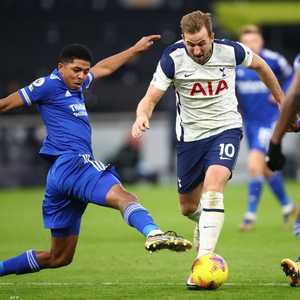 فوفانا أحد نجوم الدفاع في الدوري