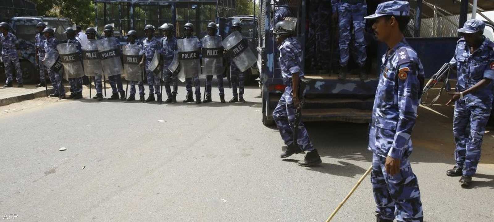 أرشيفية.. عناصر من الشرطة السودانية