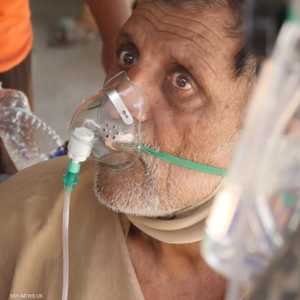 المرضى لا يجدون مكانا في المستشفى