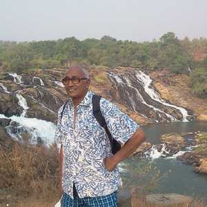 الطبيب أحمد شاكر