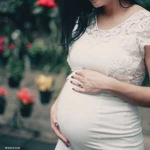 الإجهاض له تأثير كبير على نفسيات النساء والرجال معا