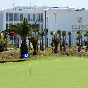 إحدى المعاهد الفرنسية في المغرب