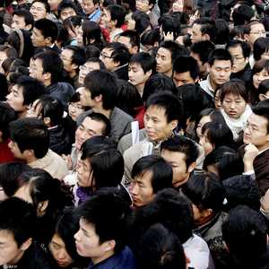 الصين تقول إن عدد السكان ارتفع في عام 2020