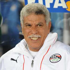 نجم الكرة المصرية حسن شحاتة