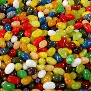 السلطات قالت إن توزيع الحلوى غير قانوني- أرشيفية