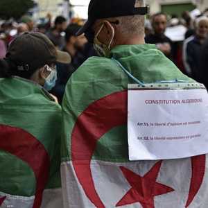 تقول العريضة إن جزائريين يتعرضون إلى "أخطر فصول القمع"