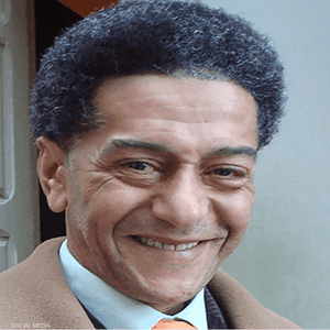 الفنان الجزائري صالح أوقروت