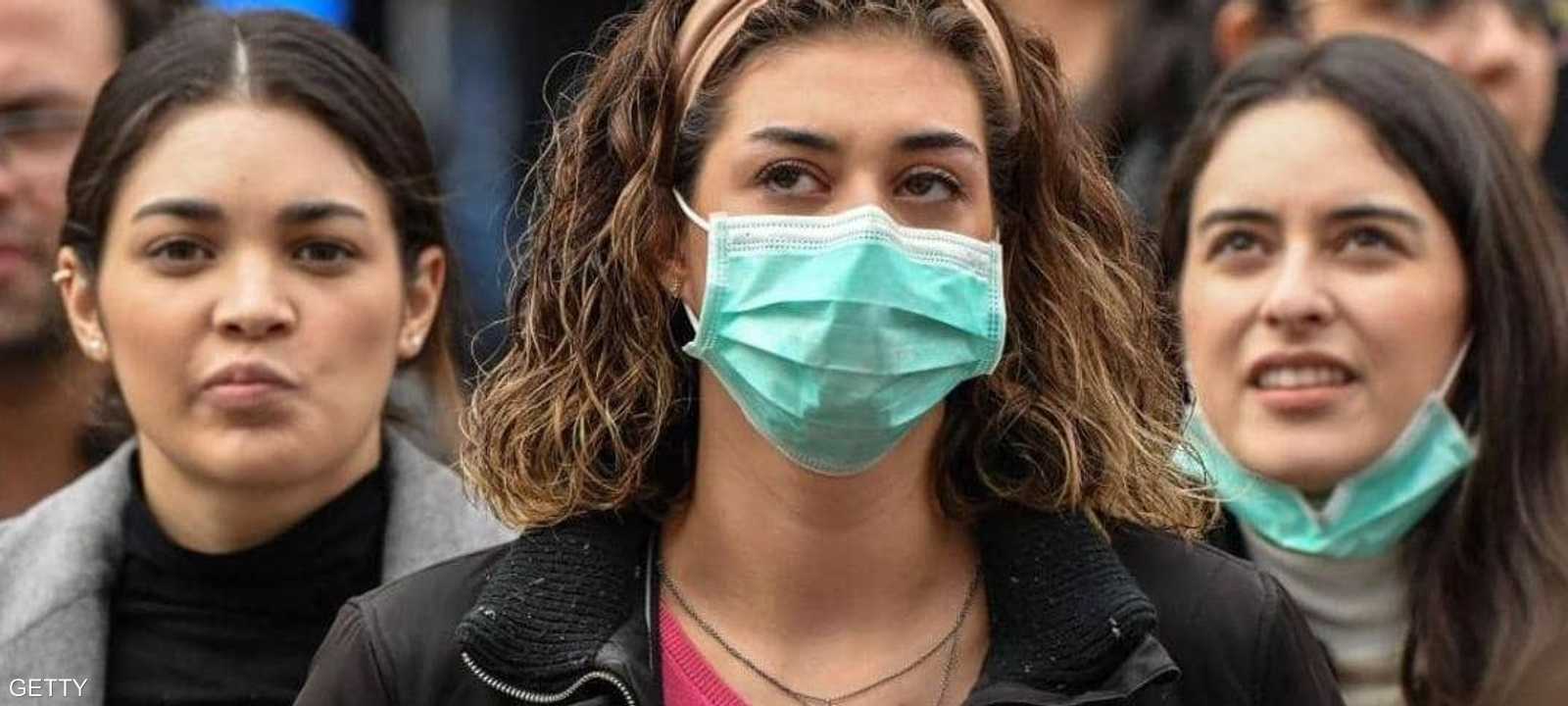 السلالات الجديدة تربك جهود تطويق الوباء