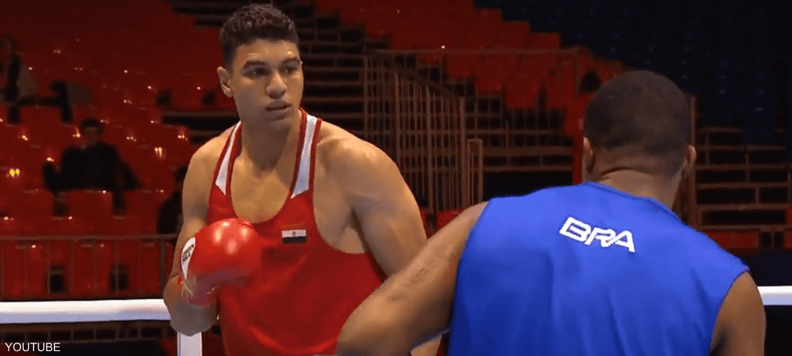 الملاكم المصري يسري رزق