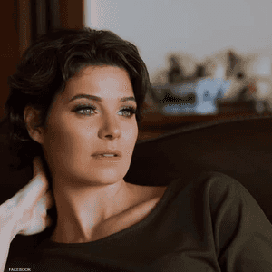 الفنانة المصرية يسرا اللوزي