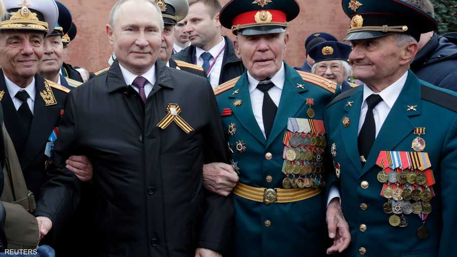 بوتن وقادة عسكريون سابقون