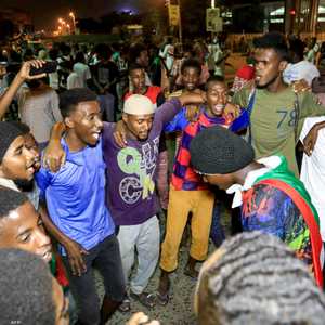 الوقفة شهدت مقتل شخصين وإصابة العشرات