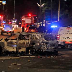 الصاروخ سقط على سيارة بداخلها شخصان في اللد