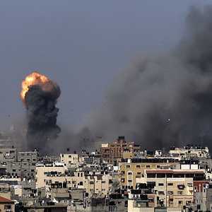 جانب من القصف الإسرائيلي على غزة.