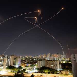 القبة الحديدية تعترض صواريخ من غزة استهدفت تل أبيب