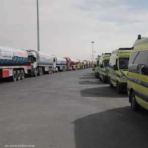قافلة مساعدات مصرية في طريقها إلى قطاع غزة.