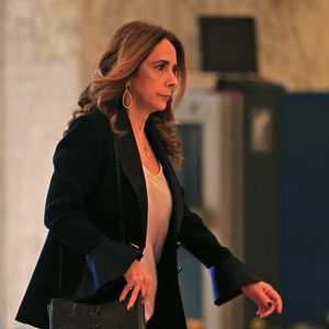 وزيرة الدفاع في حكومة تصريف الأعمال اللبنانية زينة عكر