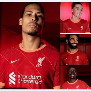 صلاح وماني وفان دايك بالقميص الجديد