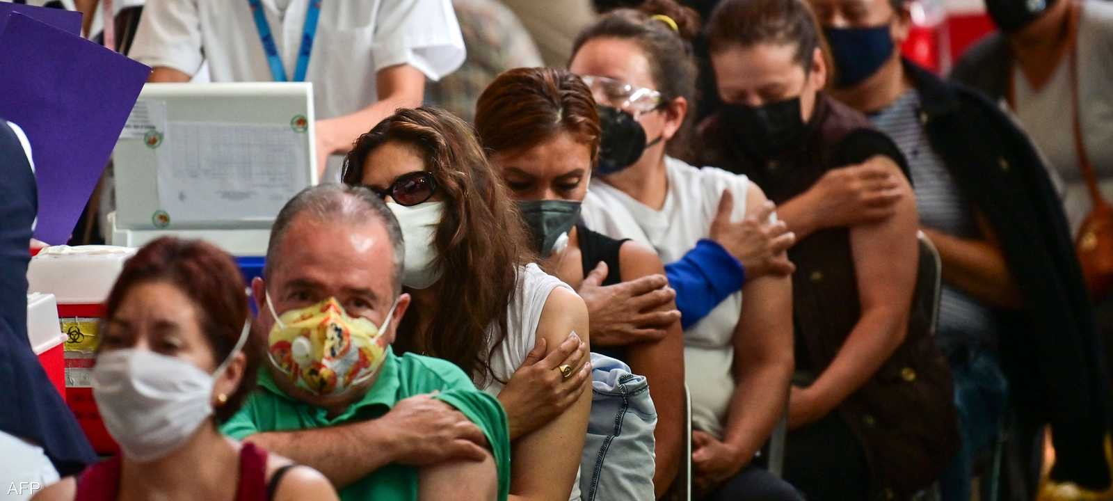 العلماء يقولون إن تطوير اللقاحات هو الحل الوحيد