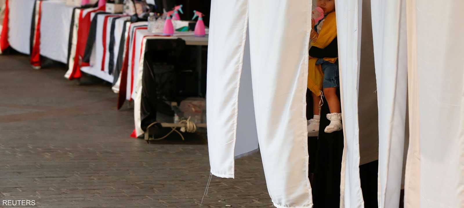 لجنة انتخابية في لبنان