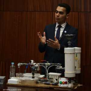 الطالب المصري عمر البحيري صاحب اختراع يراقب جودة المياه