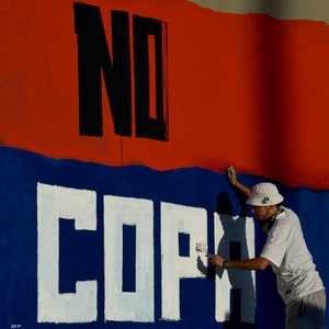 كان من المقرر أن تستضيف البطولة كولومبيا قبل استبعادها.