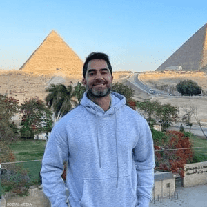 السائح البرازيلي الذي تحرش بالشابة المصرية