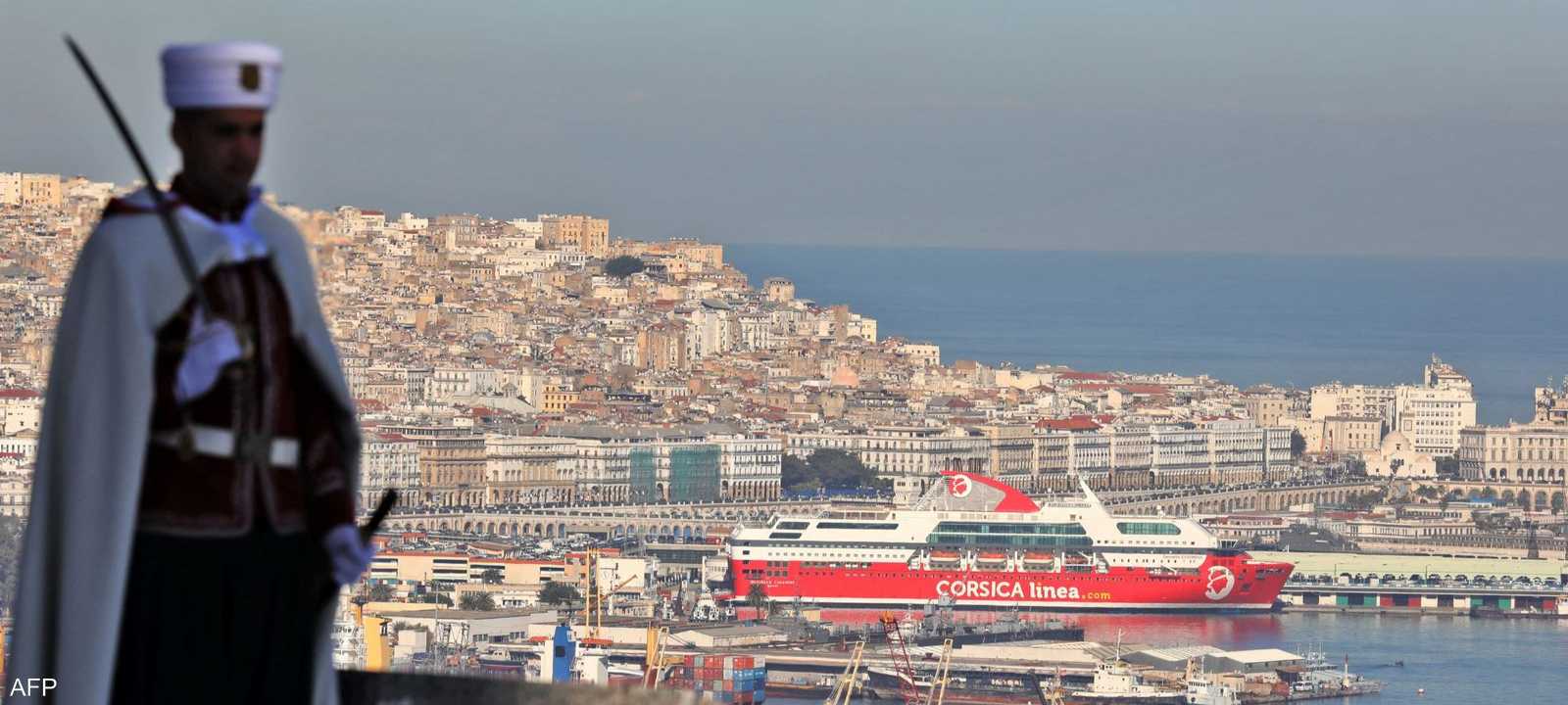 صورة جوية لأحد الموانئ الجزائرية. (أرشيفية)