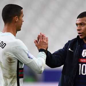 النجمان البرتغالي رونالدو والفرنسي مبابي