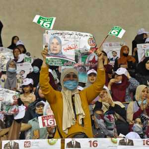 تجمع انتخابي نسائي في الجزائر