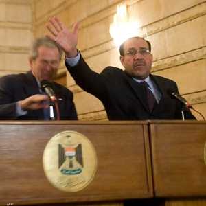 جورج بوش من أبرز الرؤساء الذين تعرضوا لمواقف مشابهة